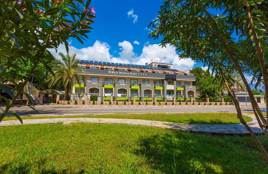 Rich Melissa Hotel-1